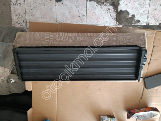 Renault Clio 4 Captur ön tampon hava yönlendirici 620C45475R