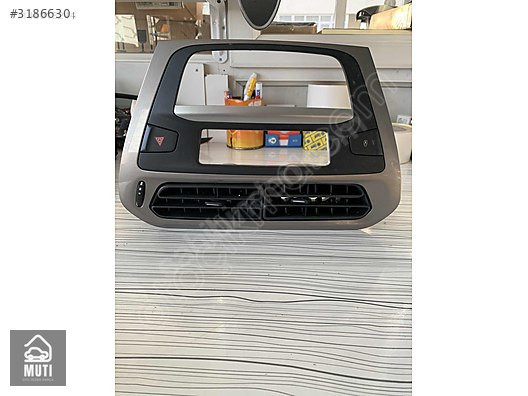9676476977-CİTROEN C-ELYSEE PEUGEOT 301 KALORİFER IZGARASI