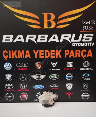 AUDİ A3 8P SAĞ ARKA KAPI KİLİDİ 4F0839016B