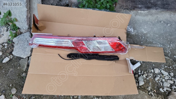 FORD CUSTOM SAĞ ARKA STOP SIFIR İTHAL