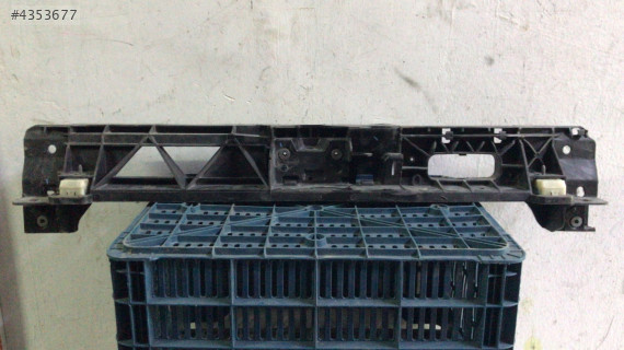 PEUGEOT 5008 ÖN PANEL ÜST BAKALİTİ ÇIKMA ORJİNAL YEDEK PARÇA