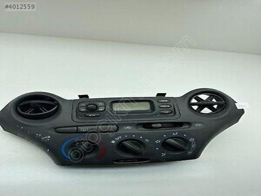 TOYOTA YARIS KLİMA KONTROL PANELİ