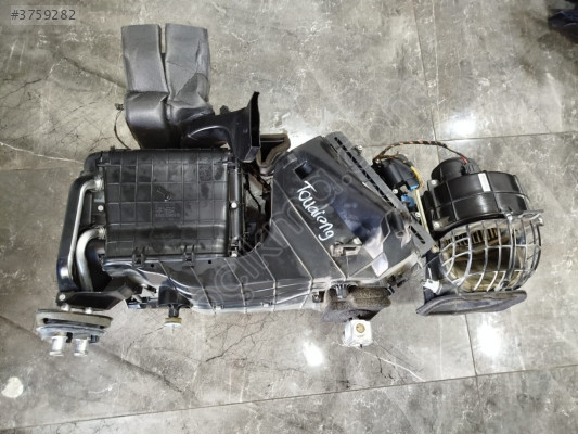 VOLKSWAGEN TOUAREG KALORİFER KAZANI ORJINAL HATASIZ ÇIKMA