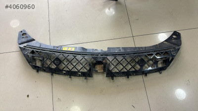 MERCEDES A SERİ W177 ÖN TAMPON ÜST DESTEK BRAKETİ 1778850805