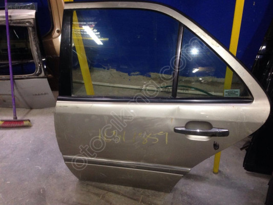 MERCEDES C180 C200 C220 A202 W202 SOL ARKA KAPI DOLU
