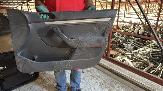 VW GOLF 5 ÇIKMA ORJİNAL SAĞ ÖN KAPI DÖŞEMESİ BDÇ