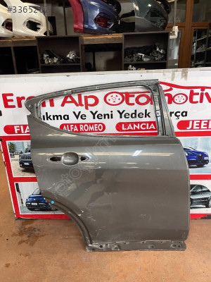ALFA ROMEO TONALE SAĞ ARKA KAPI FÜME RENK ÇIKMA ORJİNAL