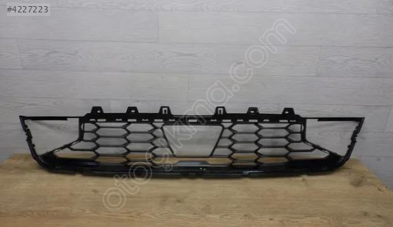 BMW 3 SERİSİ 2018 2023 ORTA IZGARA (G20 LCİ) 51118085447