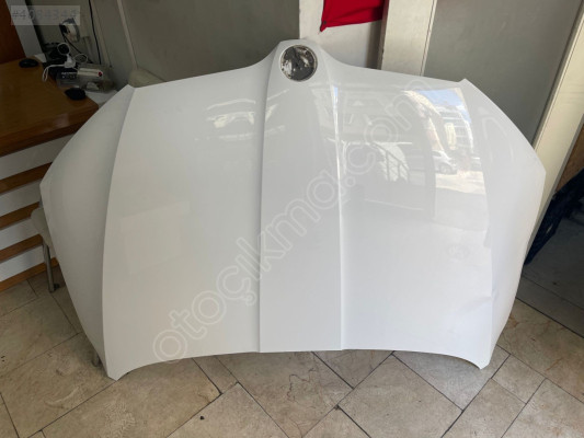 SKODA OCTAVİA ÖN KAPUT