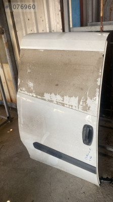FİAT DOBLO SAĞ SÜRGÜLÜ KAPI OTO FEDAİ