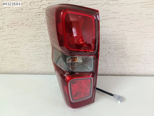 ISIZU D-MAX SAĞ ARKA STOP LEDSİZ DUYLU SIFIR 2020-2021