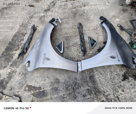 TOYOTA COROLLA SAĞ ÖN ÇAMURLUK OTO FEDAİ