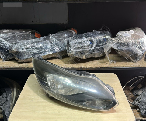 Ford Focus 2011-2015 Sağ Ön Far Çıkma Orjinal