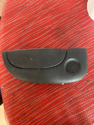 RENAULT KANGOO 2 SAĞ ÖN KAPI KOLU