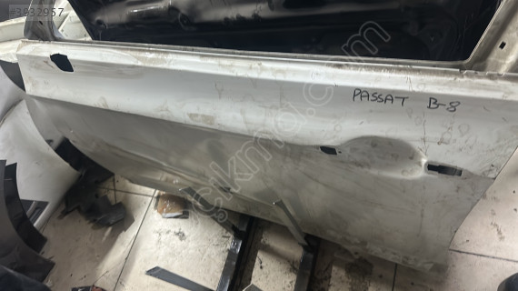 PASSAT B8 SOL ÖN KAPI ÇIKMA 2015/2022