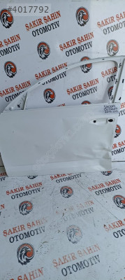 2013-2015 Skoda Octavia Sağ Arka Kapı Çıkma Parçası