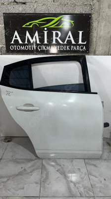 2022 RENAULT TALİANT ARKA SAĞ KAPI