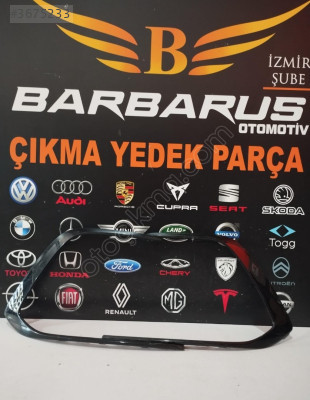 VW Golf 8 Sis Far Çerçevesi Sağ/Sol - 5H0853764C/5H0853763C