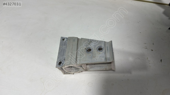 BMW 4 SERİ G26 İ4 SAĞ BAĞLANTI DEMİRİ 9498820-03