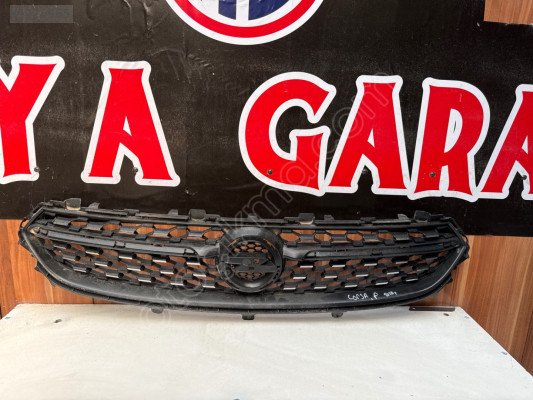 Opel Corsa F ön panjur kaya Garage oto çıkma