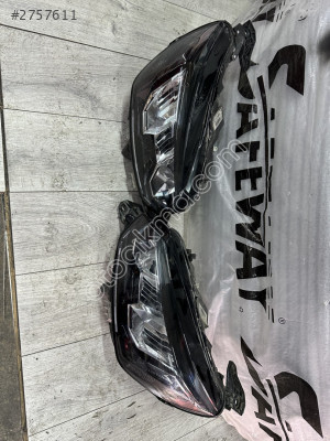 2008 Model Peugeot için Sol Ön Far Satışı
