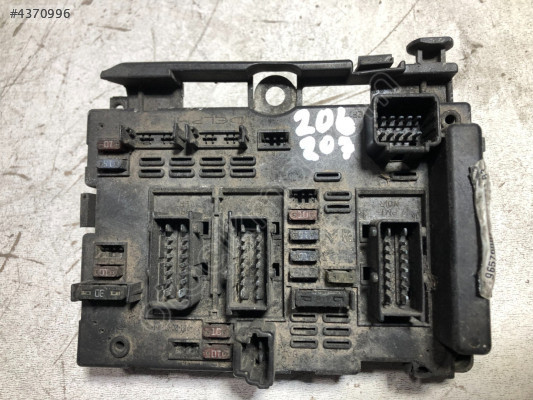 Peugeot  206 307 406 Sigorta Kutusu Panosu 9657608780