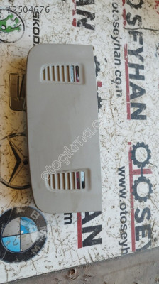 315671560 Opel Astra j tavan lambası kaplaması