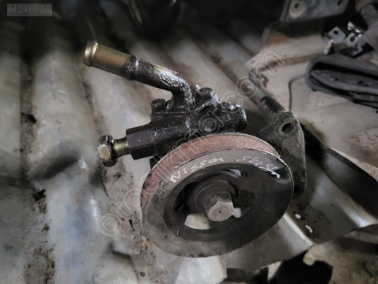 Nissan skystar direksiyon pompasi