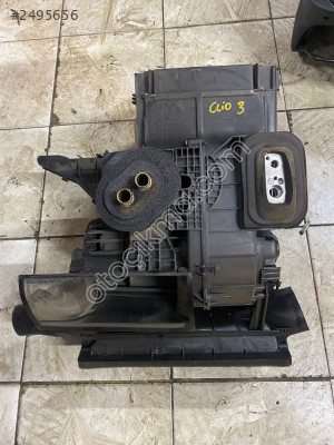 CLİO 3 KALORİFER KUTUSU ORJİNAL PARÇA ÇIKMA