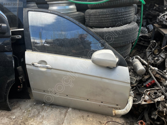 KİA CERATO SAĞ ON KAPI