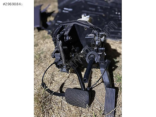 MERCEDES W168 OTOMATİK PEDAL SETİ