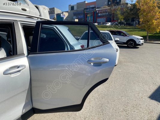 2023 Kia Stonic Sol Arka Kapı