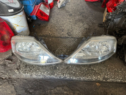 Citroen C3 sağ sol ön far