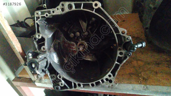 PEUGEOT PARTNER TEPE 1.6 ŞANZUMAN ÇEVİK OTO ÇIKMA BURSA