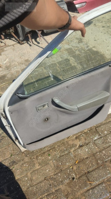 OPEL KADETT SAG ÖN KAPI ÇIKMA