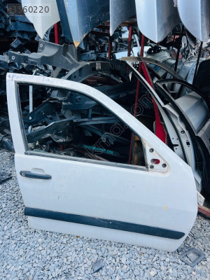 1998 2001 Volksvagen Polo çıkma ön sağ kapı sedan modeli