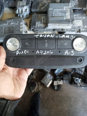 Audi A3 tavan lambasi