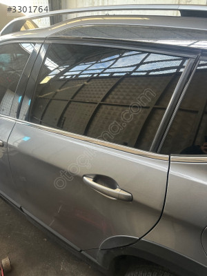 PEUGEOT 200 SOL ARKA KAPI
