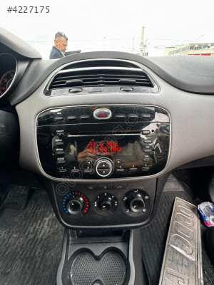 FİAT LİNEA TEYP KONUK OTO