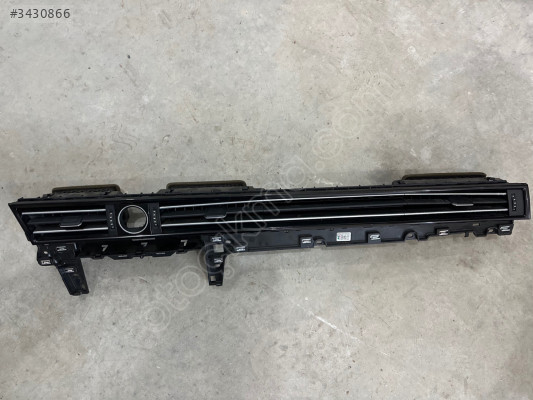 VW PASSAT B8 ÇIKMA ORJİNAL HAVALANDIRMA IZGARASI 3g1857083 BD2