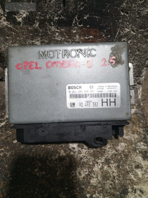 OPEL OMEGA B 2.5 MOTOR BEYNİ 0261203588