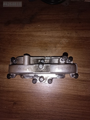 Volvo2015 V40 15R 2.0 D2 EKSANTRİK ÜST KAPAĞI 9487423