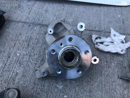 BMW 1 SERİ F40 2 SERİ F44 F45 X1 F48 F39 SAĞ ÖN TAŞIYICI 6876854