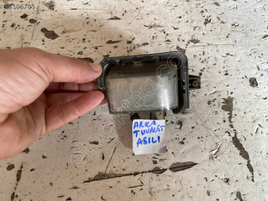 TOYOTA COROLLA PLAKA LAMBASI ORJİNAL ÇIKMA TEMİZ