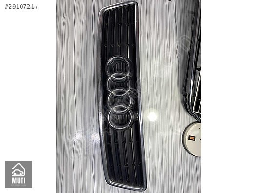 VOLKSWAGEN AUDI A6 Ön Panjur Siyah  4B0853651A