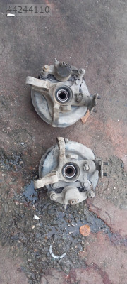 Toyota corolla ön taşıyıcı dolu