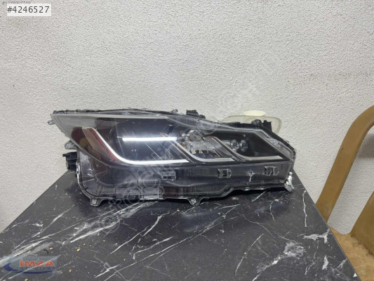 TOYOTA COROLLA SAĞ FAR LEDLİ 2019-2024 SIFIR İTHAL