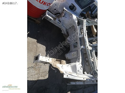 VOLKSWAGEN GOLF 7 KUPA MARŞBİYEL DİREK SACI KESME