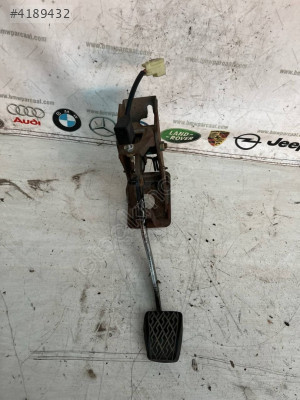 KİA CERATO 1.5 CRDİ DEBRİYAJ PEDALI