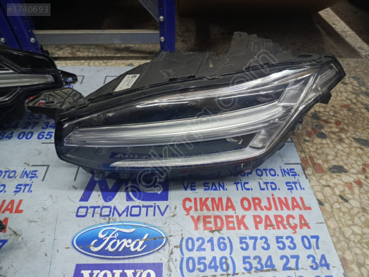 VOLVO XC90 SOL FAR ORJİNAL ÇIKMA 32342482